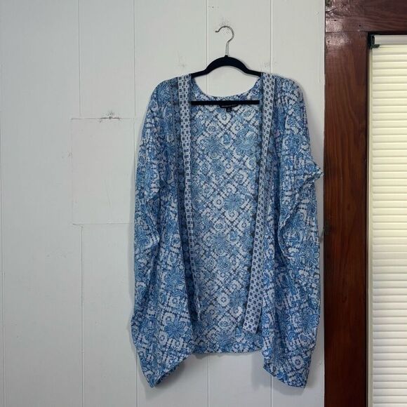 Zac & Rachel Blue Floral Open Front Lightweight Kimono Shawl 1X - Picture 1 of 4